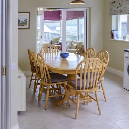 18 Ard Na Mara * Dingle